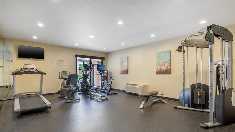 <b>Best Western Plus Inn of Hayward Health</b>. Images powered by <a href="https://iceportal.shijigroup.com/" title="IcePortal" target="_blank">IcePortal</a>.