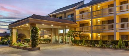 Best Western Plus Monterey Inn Exterior
