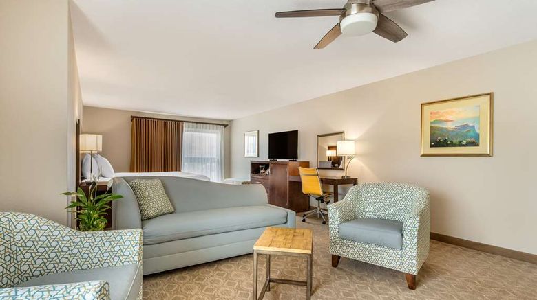 <b>Best Western Plus Monterey Inn Room</b>. Images powered by <a href="https://iceportal.shijigroup.com/" title="IcePortal" target="_blank">IcePortal</a>.