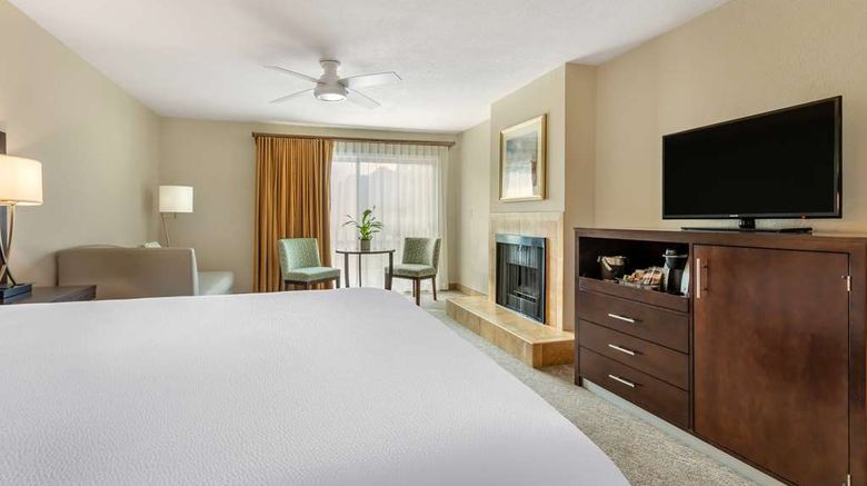 <b>Best Western Plus Monterey Inn Room</b>. Images powered by <a href="https://iceportal.shijigroup.com/" title="IcePortal" target="_blank">IcePortal</a>.