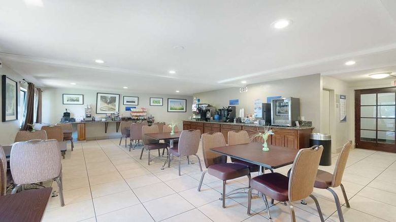 <b>Best Western Amador Inn Restaurant</b>. Images powered by <a href="https://iceportal.shijigroup.com/" title="IcePortal" target="_blank">IcePortal</a>.