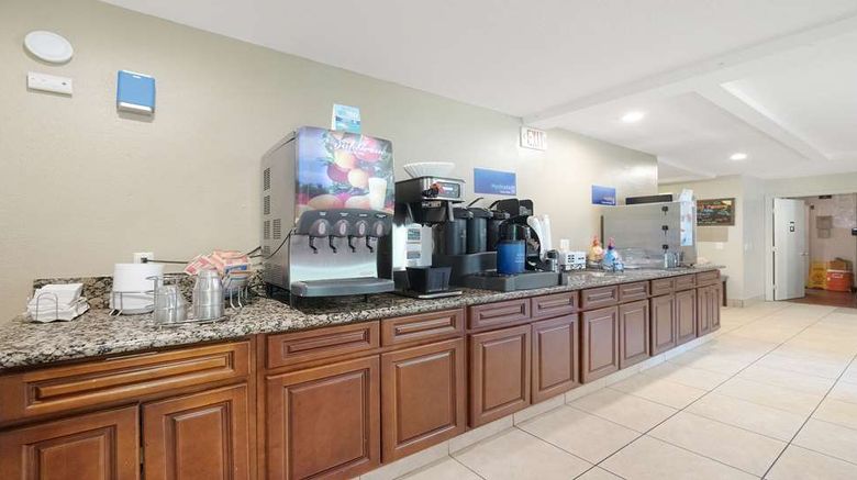 <b>Best Western Amador Inn Restaurant</b>. Images powered by <a href="https://iceportal.shijigroup.com/" title="IcePortal" target="_blank">IcePortal</a>.