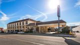 Best Western Norwalk Inn Exterior