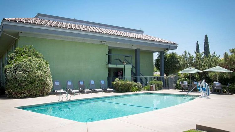 Best Western Village Inn Pool