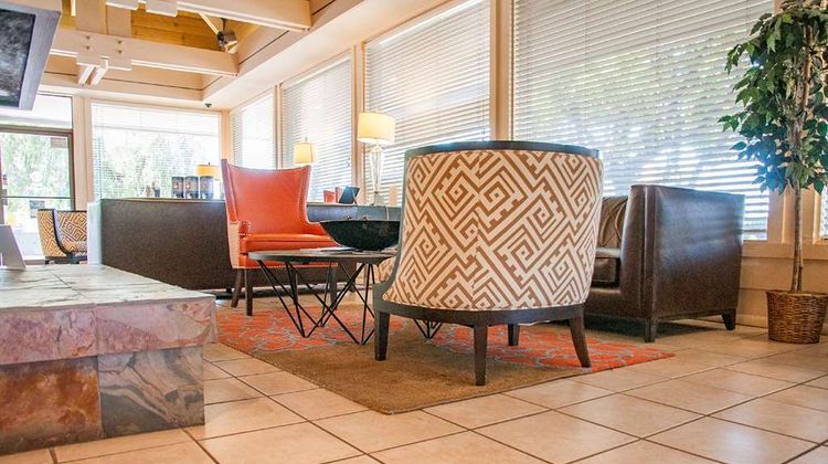 Best Western Village Inn Lobby