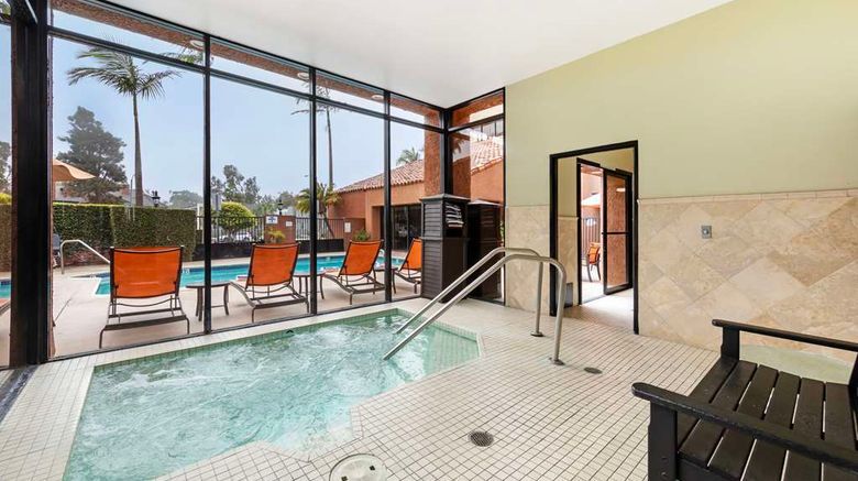 <b>Best Western Plus Redondo Beach Inn Pool</b>. Images powered by <a href="https://iceportal.shijigroup.com/" title="IcePortal" target="_blank">IcePortal</a>.