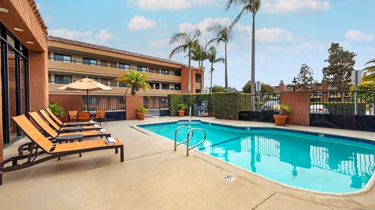Best Western Plus Redondo Beach Inn Pool