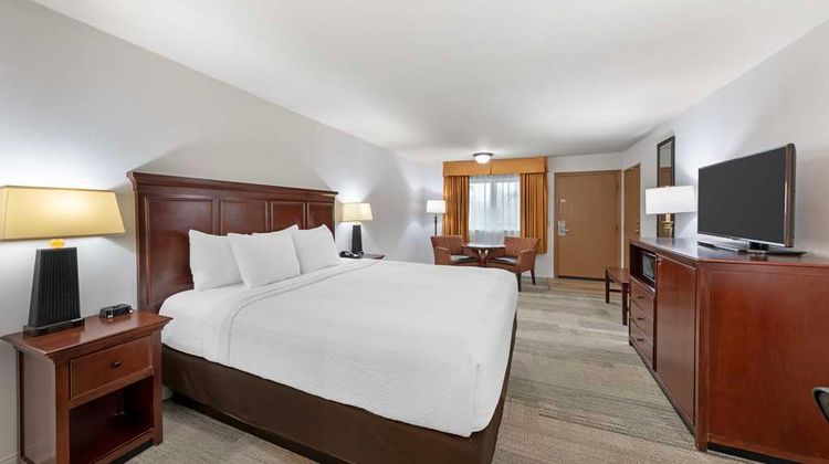 Best Western Plus Redondo Beach Inn Room
