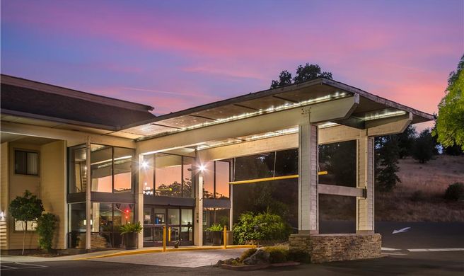 Best Western Plus Sonora Oaks Hotel Exterior