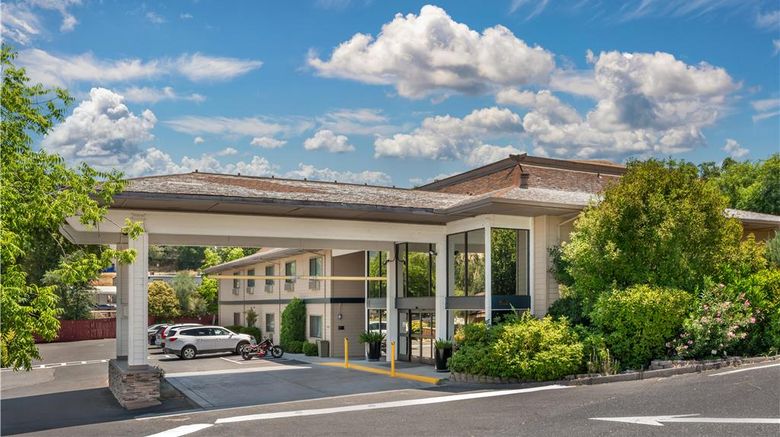 <b>Best Western Plus Sonora Oaks Hotel Exterior</b>. Images powered by <a href="https://iceportal.shijigroup.com/" title="IcePortal" target="_blank">IcePortal</a>.
