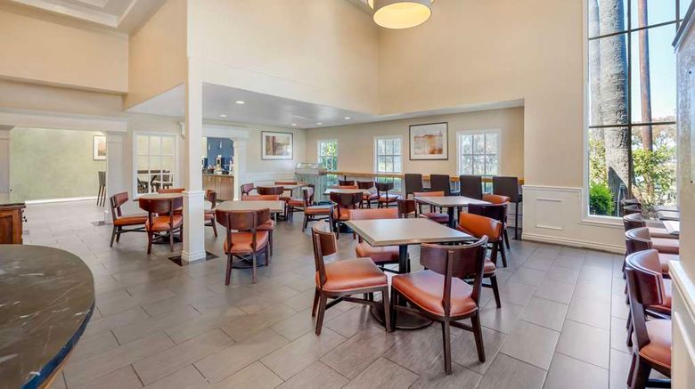 <b>Best Western Plus Newport Mesa Inn Restaurant</b>. Images powered by <a href="https://iceportal.shijigroup.com/" title="IcePortal" target="_blank">IcePortal</a>.