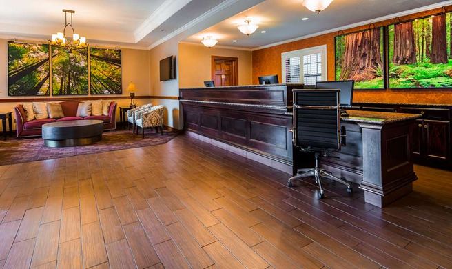 Best Western Plus Humboldt House Inn Lobby