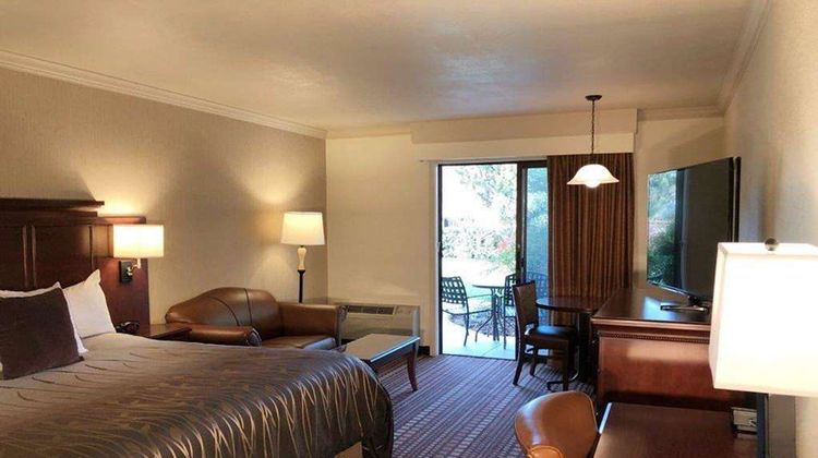 Best Western Plus Humboldt House Inn Pool