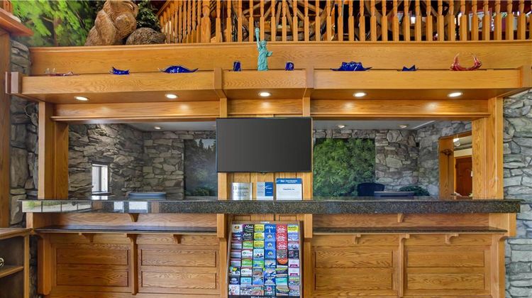 Best Western Plus Yosemite Gateway Inn Lobby