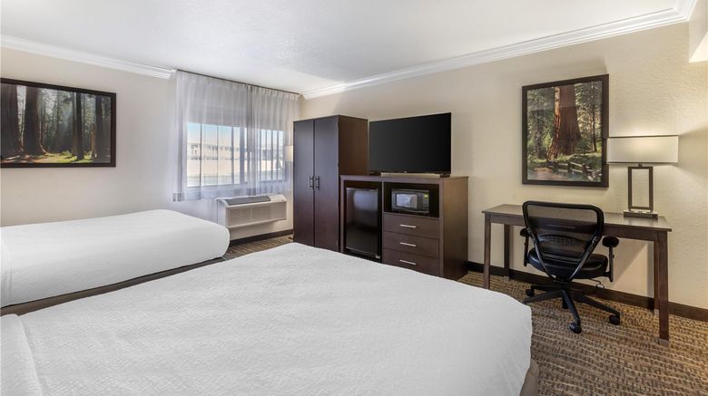 <b>Best Western Town & Country Lodge Room</b>. Images powered by <a href="https://iceportal.shijigroup.com/" title="IcePortal" target="_blank">IcePortal</a>.