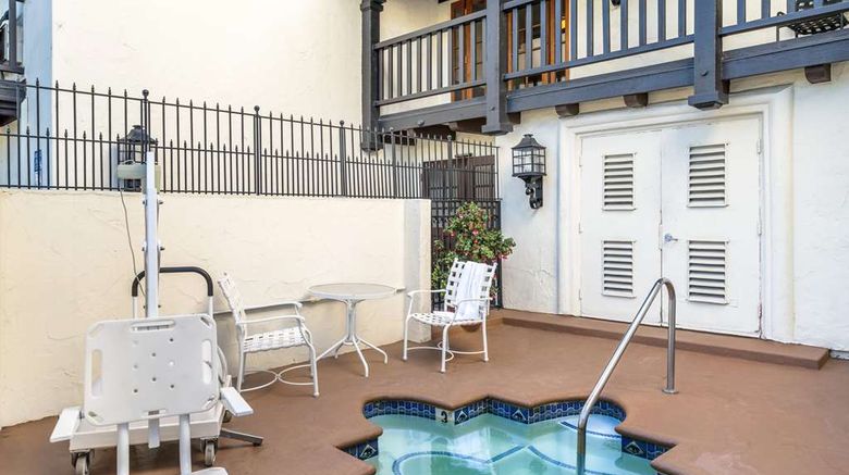 <b>Best Western Plus Carpinteria Inn Pool</b>. Images powered by <a href="https://iceportal.shijigroup.com/" title="IcePortal" target="_blank">IcePortal</a>.
