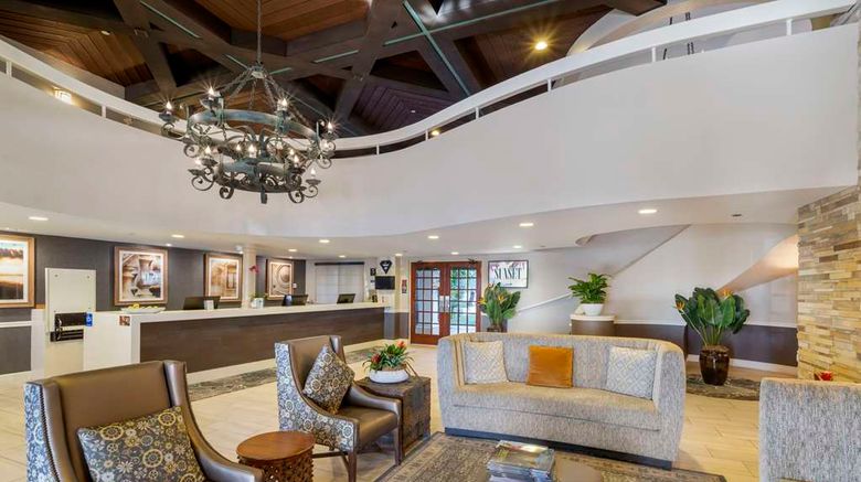 <b>Best Western Plus Carpinteria Inn Lobby</b>. Images powered by <a href="https://iceportal.shijigroup.com/" title="IcePortal" target="_blank">IcePortal</a>.