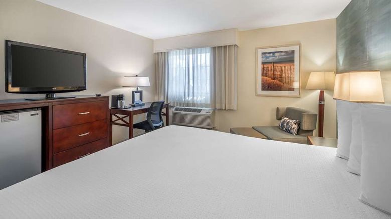 <b>Best Western Plus Carpinteria Inn Room</b>. Images powered by <a href="https://iceportal.shijigroup.com/" title="IcePortal" target="_blank">IcePortal</a>.