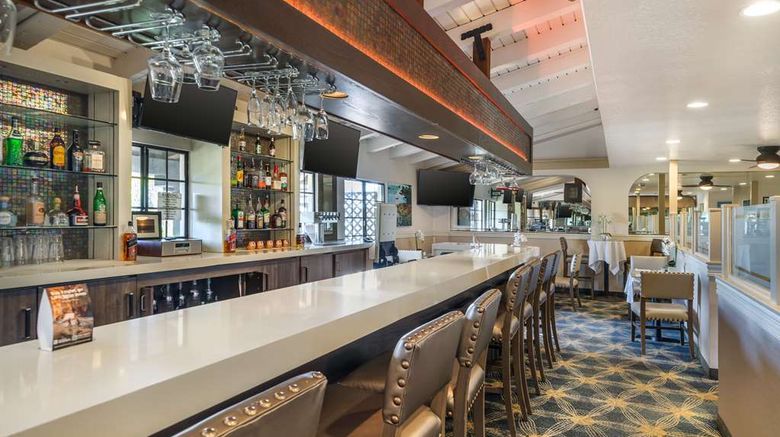 <b>Best Western Plus Carpinteria Inn Restaurant</b>. Images powered by <a href="https://iceportal.shijigroup.com/" title="IcePortal" target="_blank">IcePortal</a>.