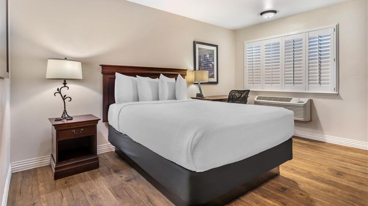 Best Western Rose Garden Inn Room