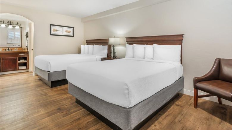 <b>Best Western Rose Garden Inn Room</b>. Images powered by <a href="https://iceportal.shijigroup.com/" title="IcePortal" target="_blank">IcePortal</a>.