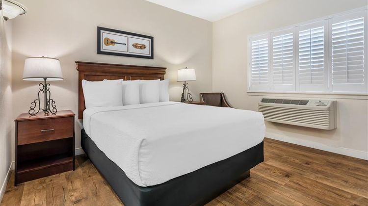 Best Western Rose Garden Inn Suite