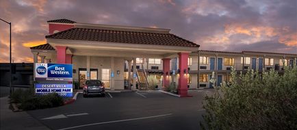 Best Western Desert Villa Inn Exterior