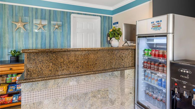 <b>Best Western Tradewinds Lobby</b>. Images powered by <a href="https://iceportal.shijigroup.com/" title="IcePortal" target="_blank">IcePortal</a>.