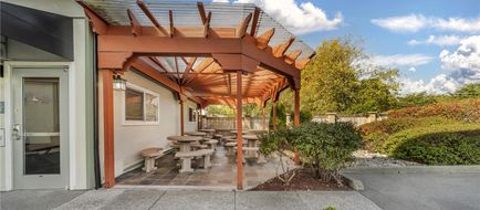 Best Western Plus Northwoods Inn Exterior