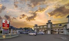 Best Western Plus Northwoods Inn