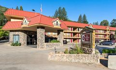 Best Western Plus Yosemite Way Station