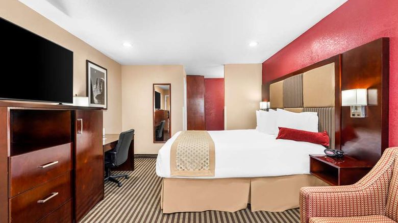 <b>Best Western Plus Yosemite Way Station Room</b>. Images powered by <a href="https://iceportal.shijigroup.com/" title="IcePortal" target="_blank">IcePortal</a>.