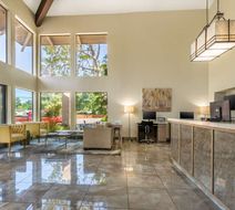Best Western Plus Inn Scotts Valley Lobby