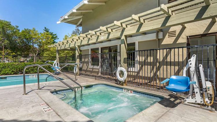 Best Western Plus Inn Scotts Valley Pool