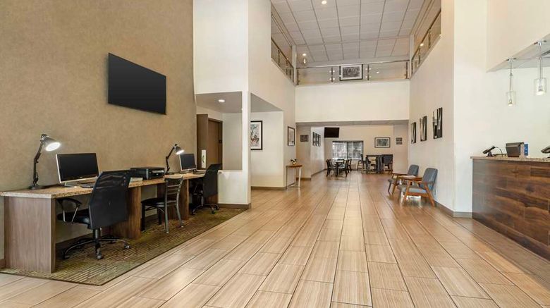 <b>Best Western Heritage Inn - Chico Lobby</b>. Images powered by <a href="https://iceportal.shijigroup.com/" title="IcePortal" target="_blank">IcePortal</a>.