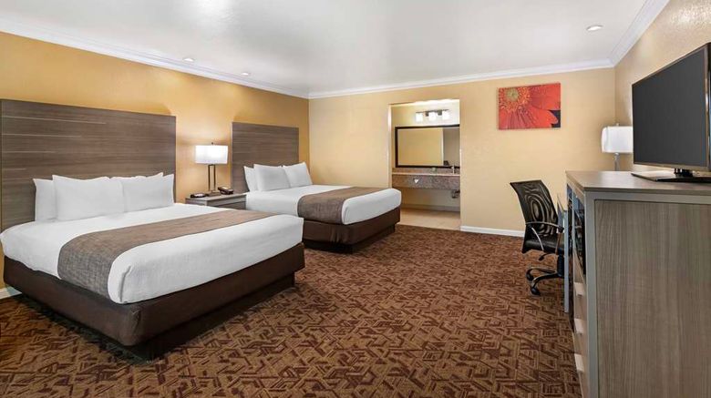 <b>Best Western Hanford Inn Room</b>. Images powered by <a href="https://iceportal.shijigroup.com/" title="IcePortal" target="_blank">IcePortal</a>.