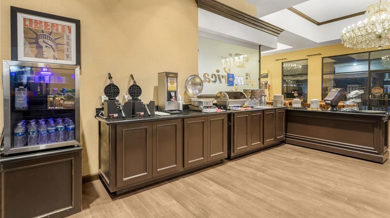 <b>Best Western Plus Big America Restaurant</b>. Images powered by <a href="https://iceportal.shijigroup.com/" title="IcePortal" target="_blank">IcePortal</a>.