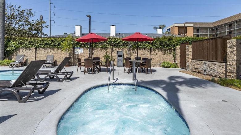 <b>Best Western Airpark Hotel Pool</b>. Images powered by <a href="https://iceportal.shijigroup.com/" title="IcePortal" target="_blank">IcePortal</a>.