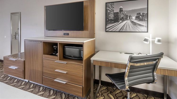 Best Western Airport Plaza Inn Room