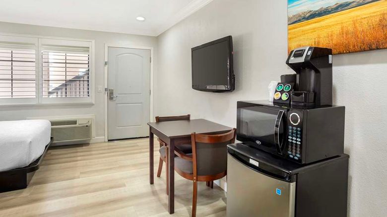 <b>Best Western Inn Other</b>. Images powered by <a href="https://iceportal.shijigroup.com/" title="IcePortal" target="_blank">IcePortal</a>.