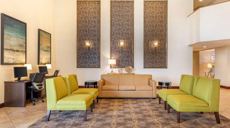 <b>Best Western Plus West Covina Inn Lobby</b>. Images powered by <a href="https://iceportal.shijigroup.com/" title="IcePortal" target="_blank">IcePortal</a>.