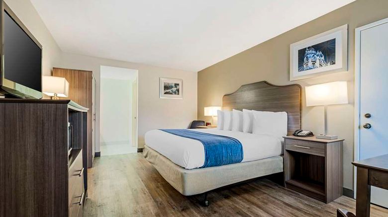 <b>Best Western Santee Lodge Room</b>. Images powered by <a href="https://iceportal.shijigroup.com/" title="IcePortal" target="_blank">IcePortal</a>.
