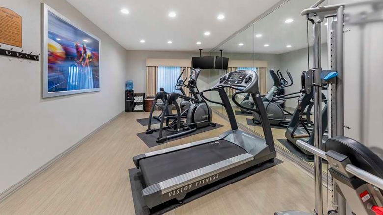 <b>Best Western Plus Executive Inn Health</b>. Images powered by <a href="https://iceportal.shijigroup.com/" title="IcePortal" target="_blank">IcePortal</a>.