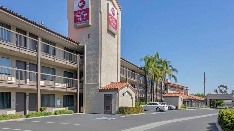<b>Best Western Plus Executive Inn Exterior</b>. Images powered by <a href="https://iceportal.shijigroup.com/" title="IcePortal" target="_blank">IcePortal</a>.