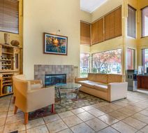 Best Western Plus Placerville Inn Lobby
