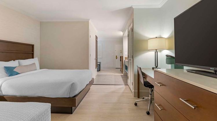 Best Western Plus All Suite Inn Room