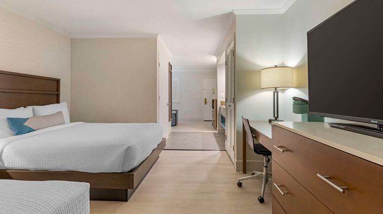 <b>Best Western Plus All Suite Inn Room</b>. Images powered by <a href="https://iceportal.shijigroup.com/" title="IcePortal" target="_blank">IcePortal</a>.