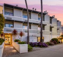 Best Western Plus All Suite Inn Exterior
