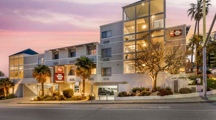Best Western Plus All Suite Inn Exterior