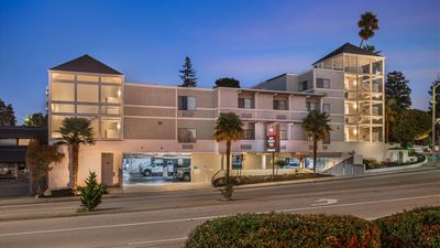 Best Western Plus All Suite Inn